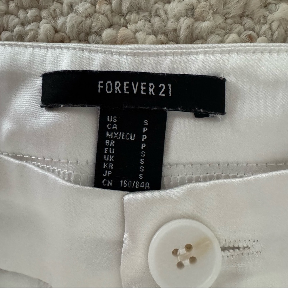 Forever 21 White Satin Trousers - Picture 2 of 3